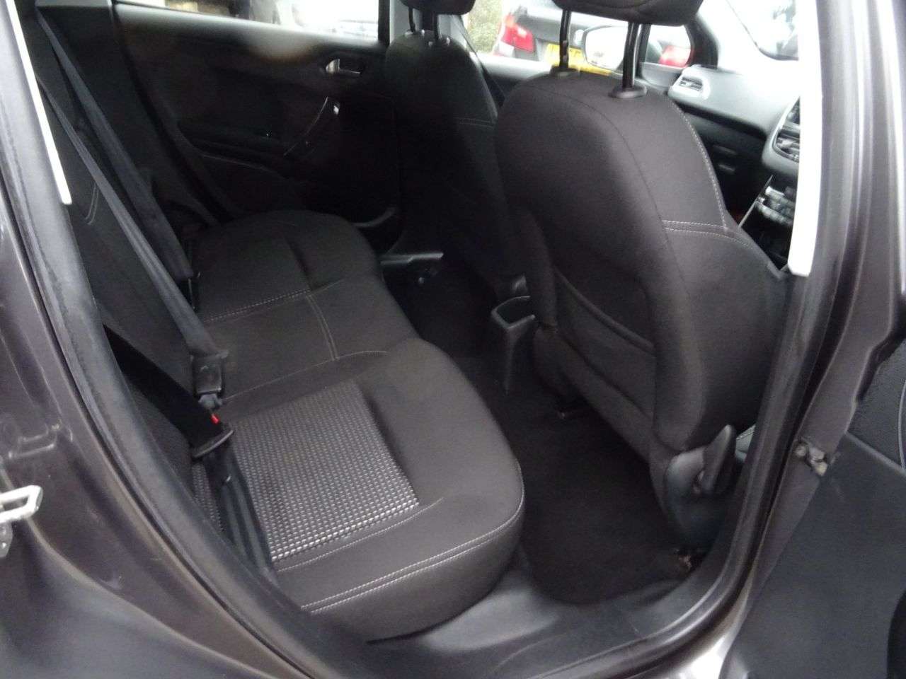 2019 PEUGEOT 208 2019 PEUGEOT 208