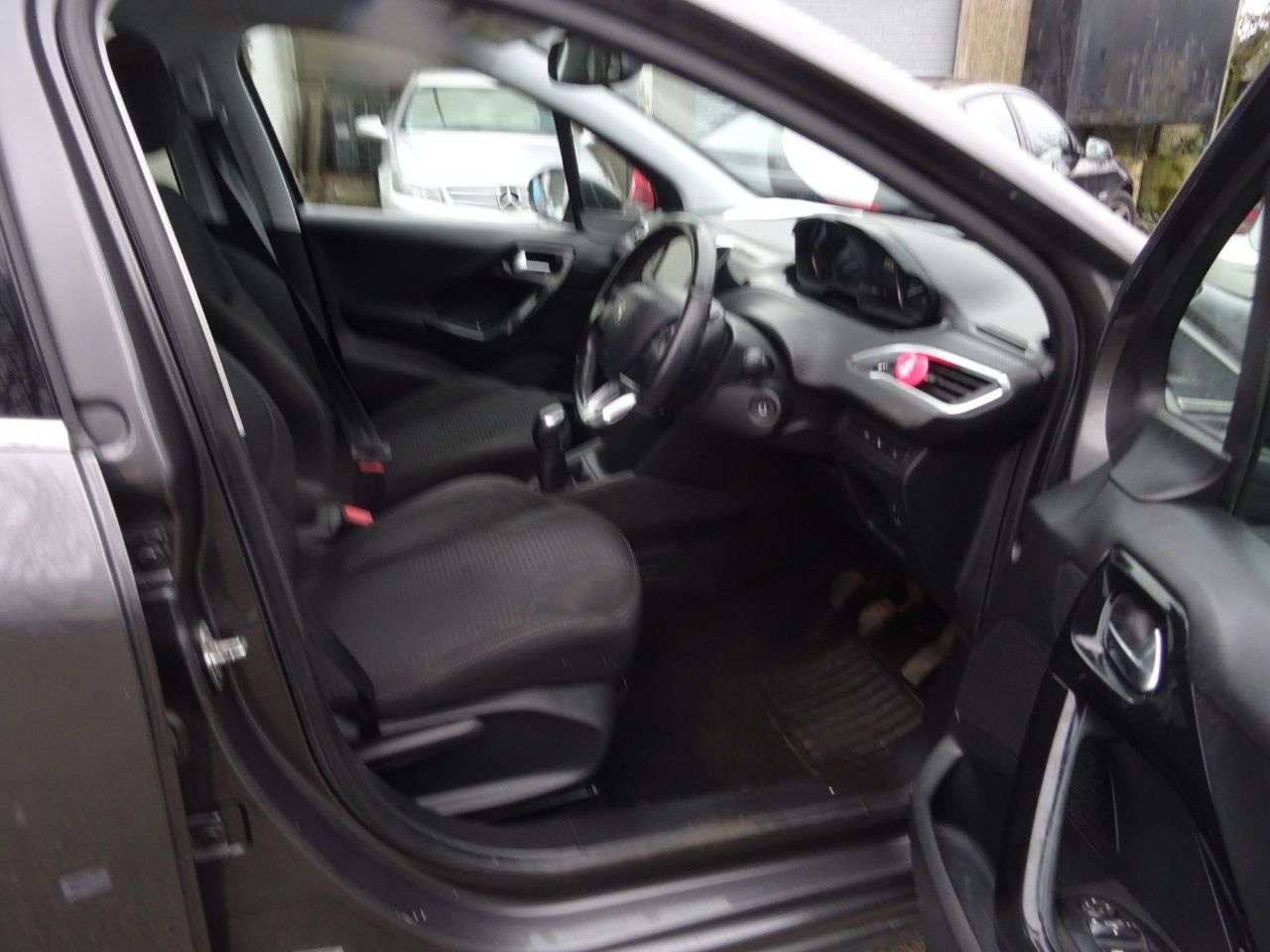 2019 PEUGEOT 208 2019 PEUGEOT 208