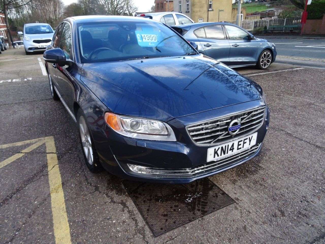 A 2014 VOLVO S80 D2 SE NAV A 2014 VOLVO S80 D2 SE NAV