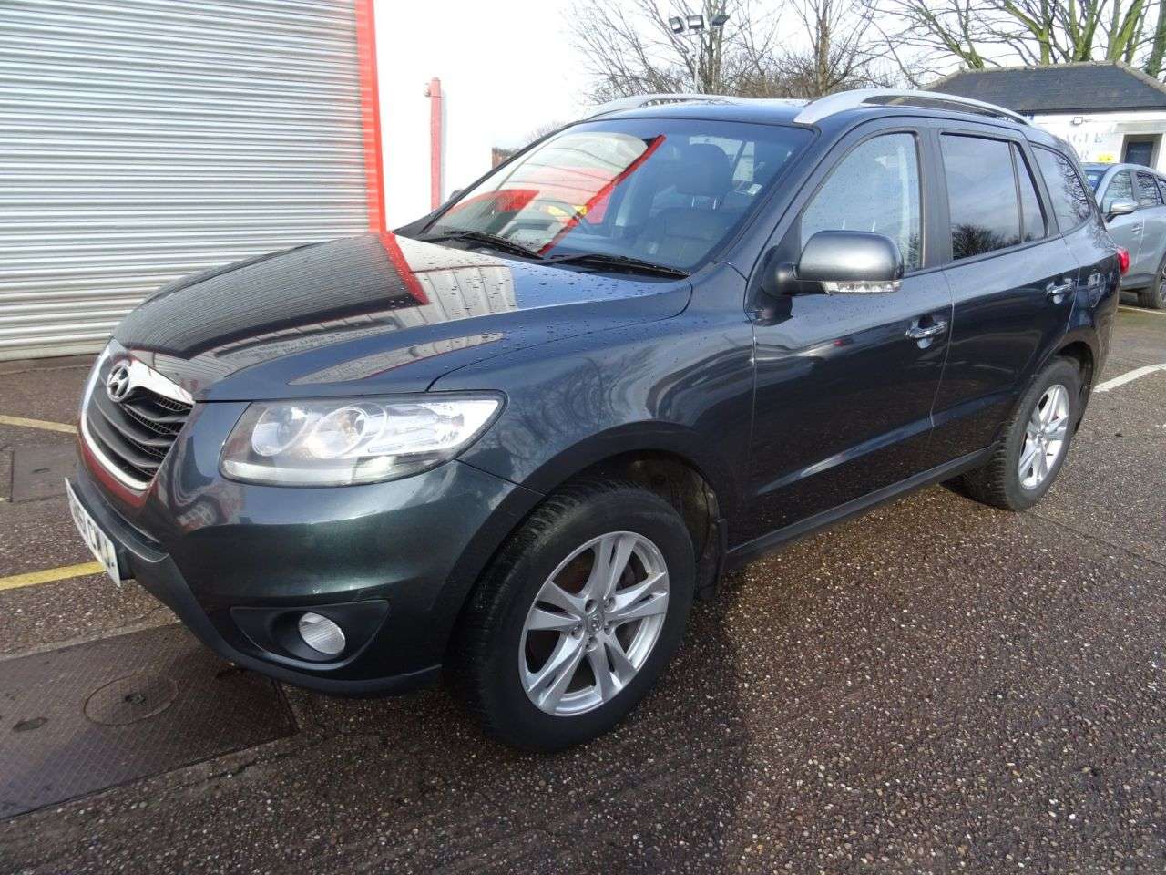 A 2011 HYUNDAI SANTA FE 2.2 CRDi Premium SUV 5dr Diesel Manual 4WD Euro 5 (5 seat) (194 bhp) GREAT A 2011 HYUNDAI SANTA FE 2.2 CRDi Premium SUV 5dr Diesel Manual 4WD Euro 5 (5 seat) (194 bhp) GREAT