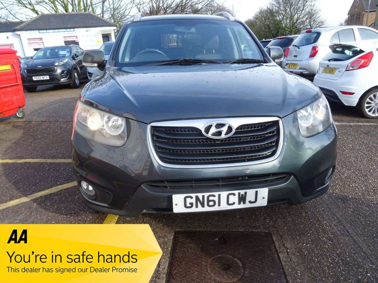 A 2011 HYUNDAI SANTA FE 2.2 CRDi Premium SUV 5dr Diesel Manual 4WD Euro 5 (5 seat) (194 bhp) GREAT A 2011 HYUNDAI SANTA FE 2.2 CRDi Premium SUV 5dr Diesel Manual 4WD Euro 5 (5 seat) (194 bhp) GREAT