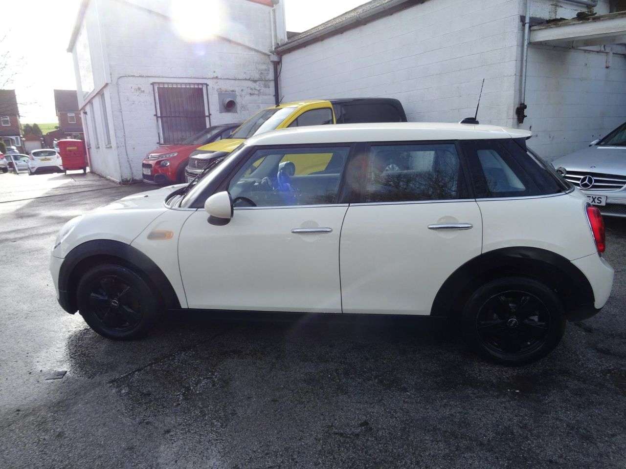 2017 MINI HATCH 2017 MINI HATCH