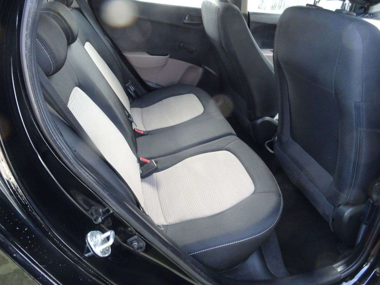 2016 HYUNDAI I10 2016 HYUNDAI I10