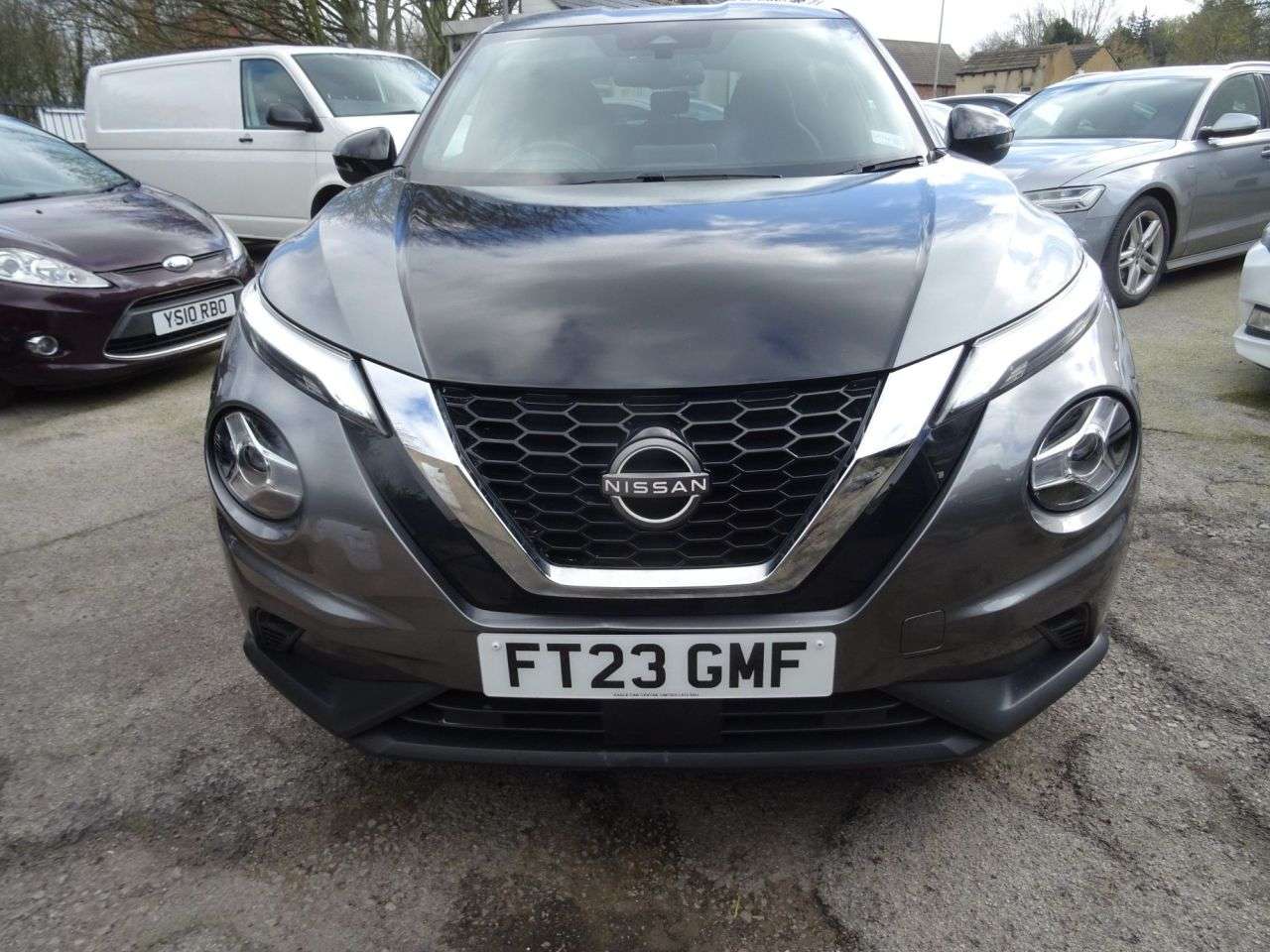 A 2023 NISSAN JUKE 1.0 DIG-T N-Connecta SUV 5dr Petrol Manual Euro 6 (s/s) (114 ps) ,FULL SERV A 2023 NISSAN JUKE 1.0 DIG-T N-Connecta SUV 5dr Petrol Manual Euro 6 (s/s) (114 ps) ,FULL SERV