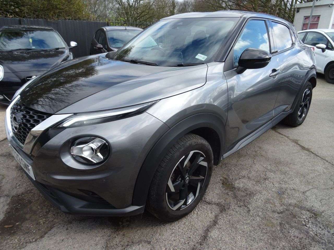 A 2023 NISSAN JUKE 1.0 DIG-T N-Connecta SUV 5dr Petrol Manual Euro 6 (s/s) (114 ps) ,FULL SERV A 2023 NISSAN JUKE 1.0 DIG-T N-Connecta SUV 5dr Petrol Manual Euro 6 (s/s) (114 ps) ,FULL SERV