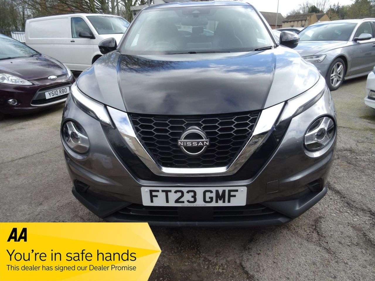 A 2023 NISSAN JUKE 1.0 DIG-T N-Connecta SUV 5dr Petrol Manual Euro 6 (s/s) (114 ps) ,FULL SERV A 2023 NISSAN JUKE 1.0 DIG-T N-Connecta SUV 5dr Petrol Manual Euro 6 (s/s) (114 ps) ,FULL SERV