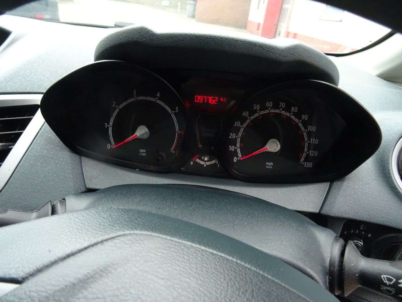 2011 FORD FIESTA 2011 FORD FIESTA