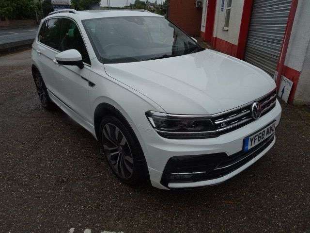 2018 VOLKSWAGEN TIGUAN 2018 VOLKSWAGEN TIGUAN
