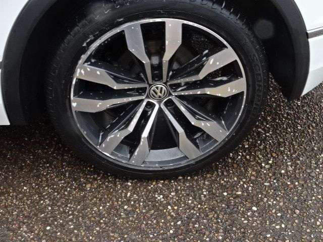 2018 VOLKSWAGEN TIGUAN 2018 VOLKSWAGEN TIGUAN