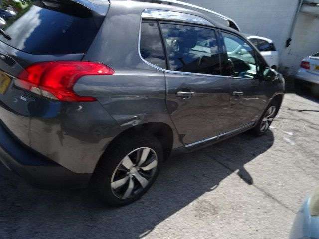 2014 PEUGEOT 2008 2014 PEUGEOT 2008