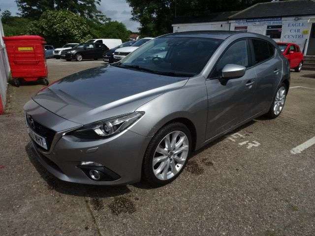 A 2015 MAZDA MAZDA3 2.0 SKYACTIV-G Sport Nav Hatchback 5dr Petrol Manual Euro 6 (s/s) (121 ps) A 2015 MAZDA MAZDA3 2.0 SKYACTIV-G Sport Nav Hatchback 5dr Petrol Manual Euro 6 (s/s) (121 ps)