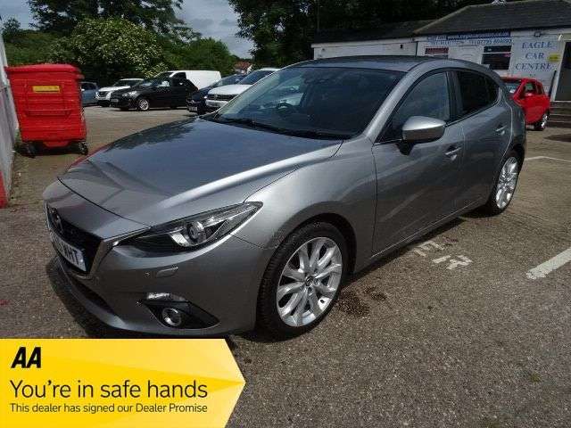 A 2015 MAZDA MAZDA3 2.0 SKYACTIV-G Sport Nav Hatchback 5dr Petrol Manual Euro 6 (s/s) (121 ps) A 2015 MAZDA MAZDA3 2.0 SKYACTIV-G Sport Nav Hatchback 5dr Petrol Manual Euro 6 (s/s) (121 ps)