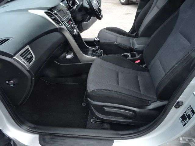 2016 HYUNDAI I30 2016 HYUNDAI I30
