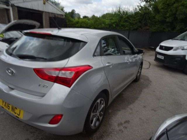 2016 HYUNDAI I30 2016 HYUNDAI I30