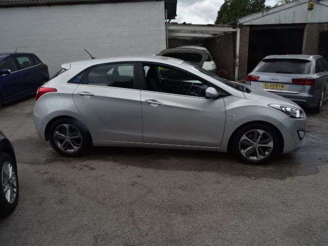 2016 HYUNDAI I30 2016 HYUNDAI I30