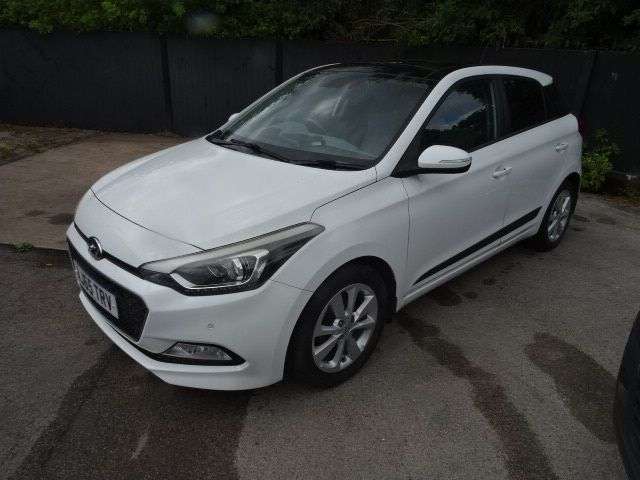 A 2015 HYUNDAI I20 1.2 Premium SE Hatchback 5dr Petrol Manual Euro 6 (84 ps) ,PAN ROOF BEST CO A 2015 HYUNDAI I20 1.2 Premium SE Hatchback 5dr Petrol Manual Euro 6 (84 ps) ,PAN ROOF BEST CO