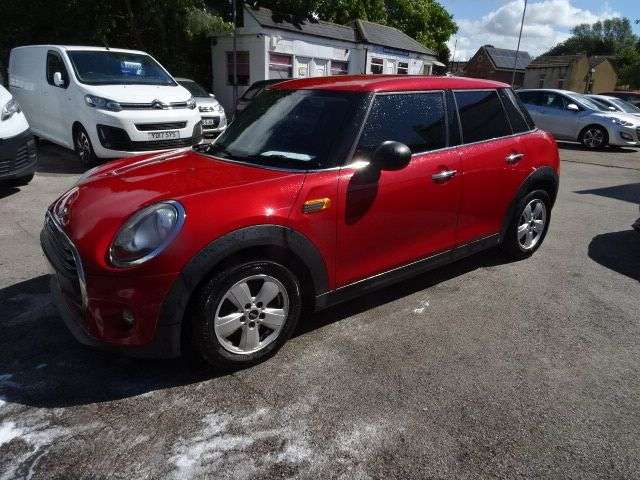 A 2015 MINI HATCH 1.5 One D Hatchback 5dr Diesel Manual Euro 6 (s/s) (95 ps) A 2015 MINI HATCH 1.5 One D Hatchback 5dr Diesel Manual Euro 6 (s/s) (95 ps)