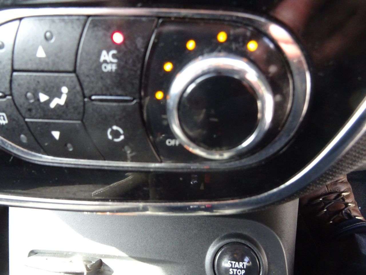 2014 RENAULT CAPTUR 2014 RENAULT CAPTUR
