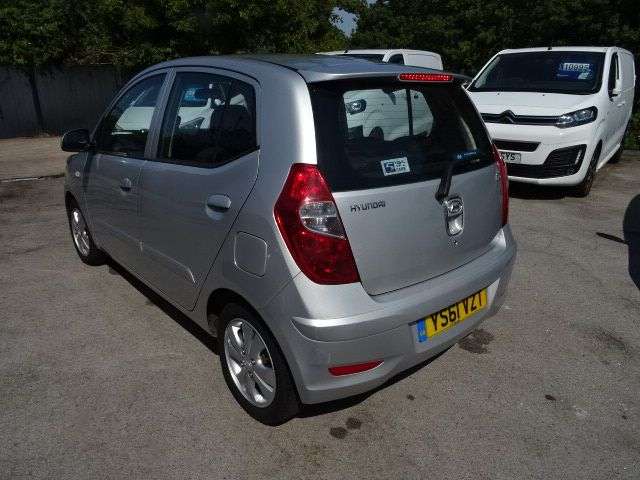 2012 HYUNDAI I10 2012 HYUNDAI I10