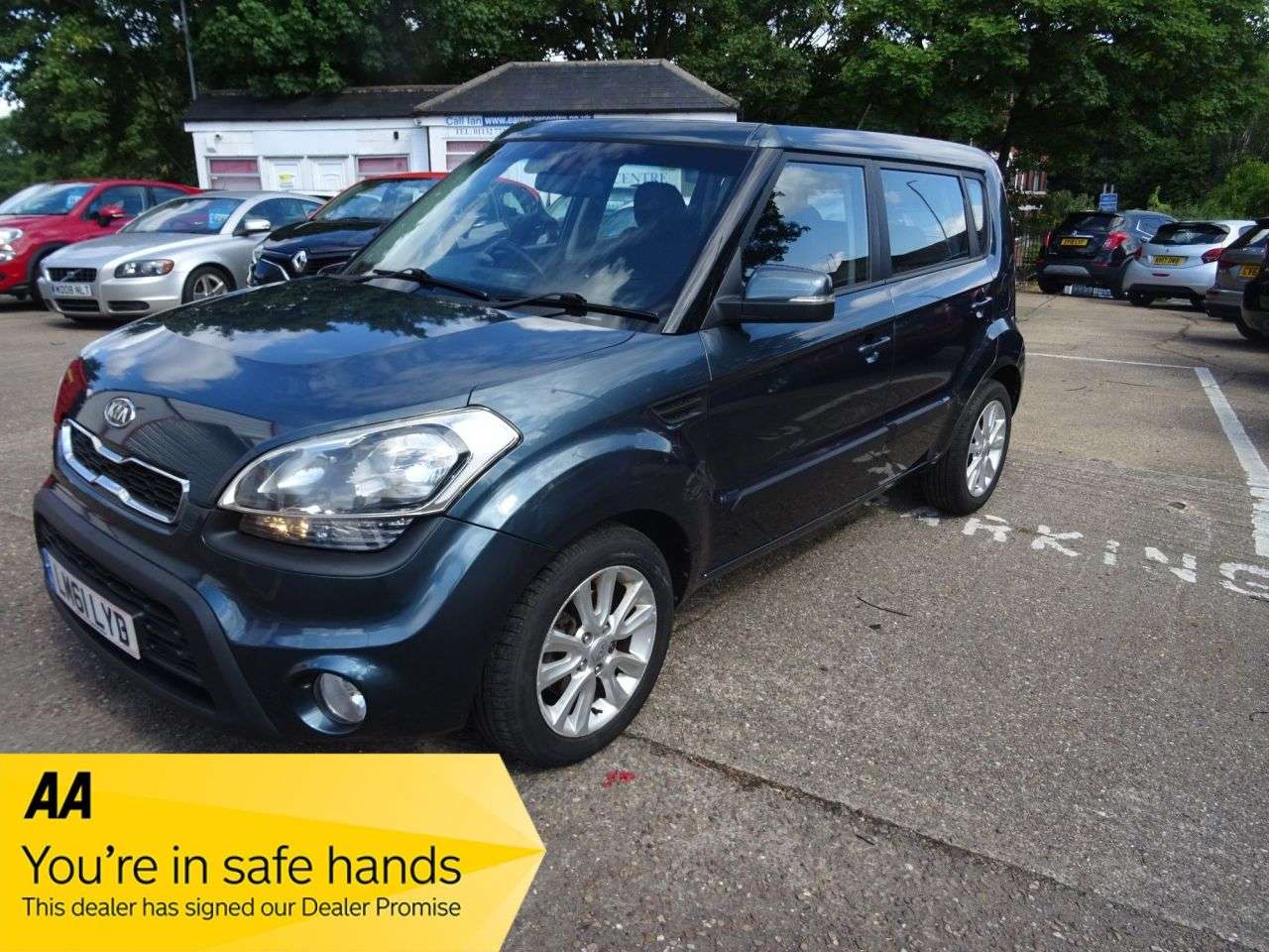 A 2011 KIA SOUL 1.6 CRDi 2 SUV 5dr Diesel Auto Euro 5 (126 bhp) , FULL MOT A 2011 KIA SOUL 1.6 CRDi 2 SUV 5dr Diesel Auto Euro 5 (126 bhp) , FULL MOT