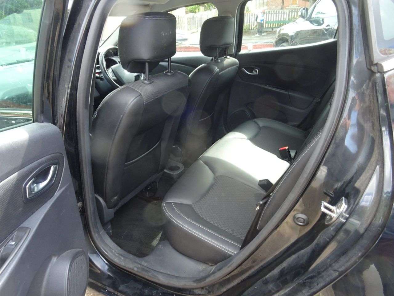2016 RENAULT CLIO 2016 RENAULT CLIO