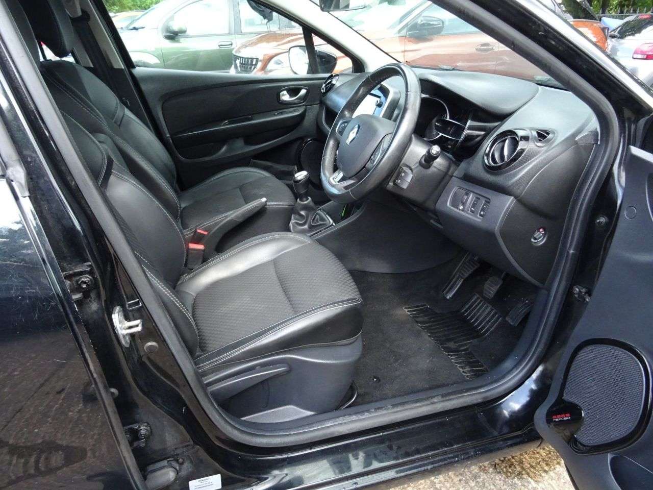 2016 RENAULT CLIO 2016 RENAULT CLIO
