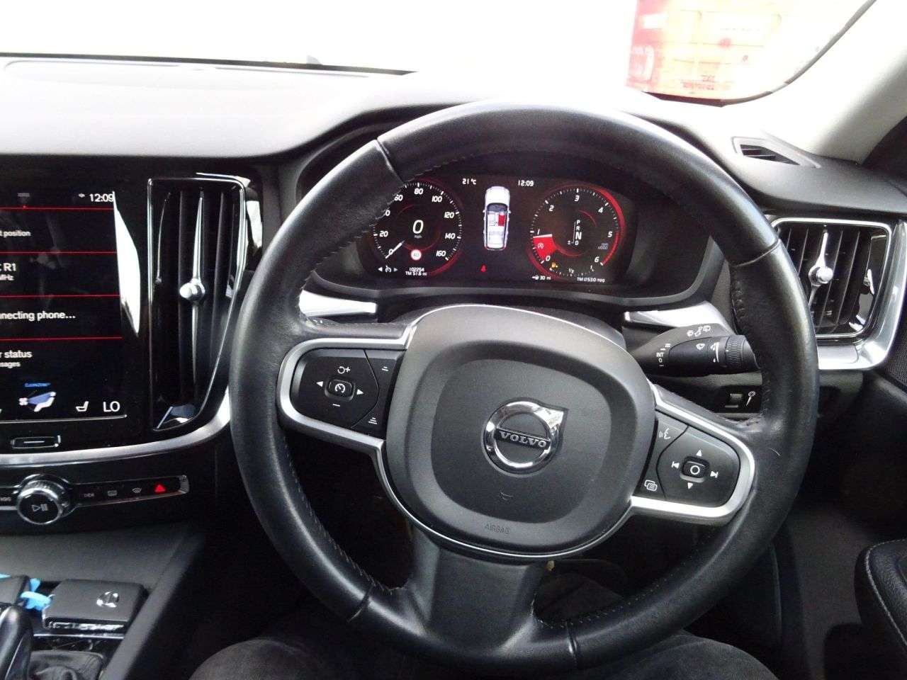 2019 VOLVO V60 2019 VOLVO V60
