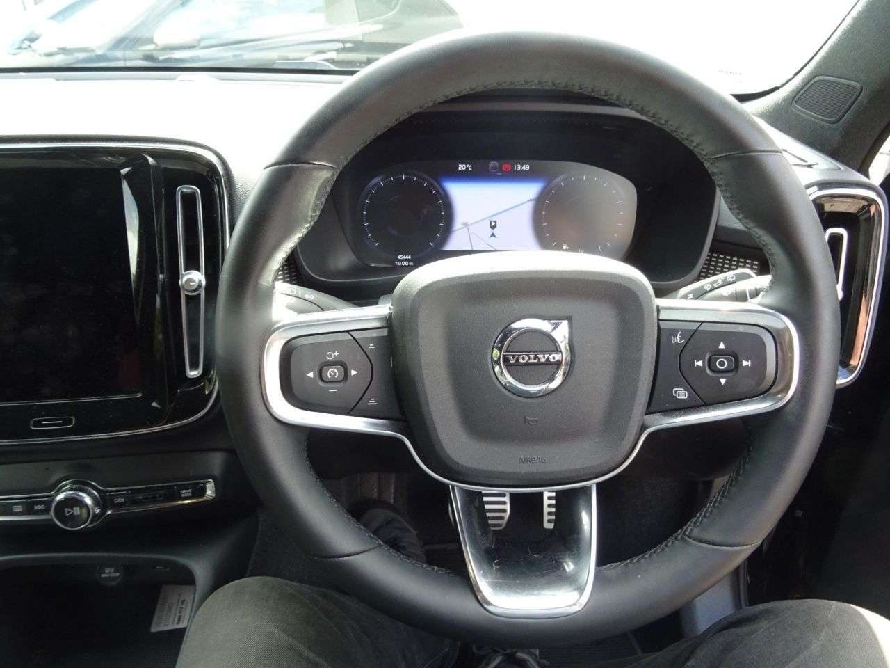 2021 VOLVO XC40 2021 VOLVO XC40