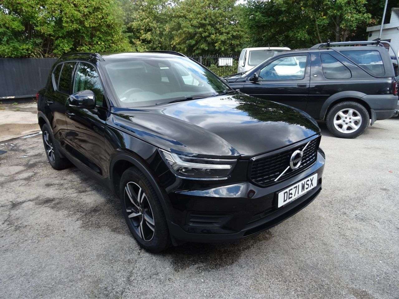 2021 VOLVO XC40 2021 VOLVO XC40