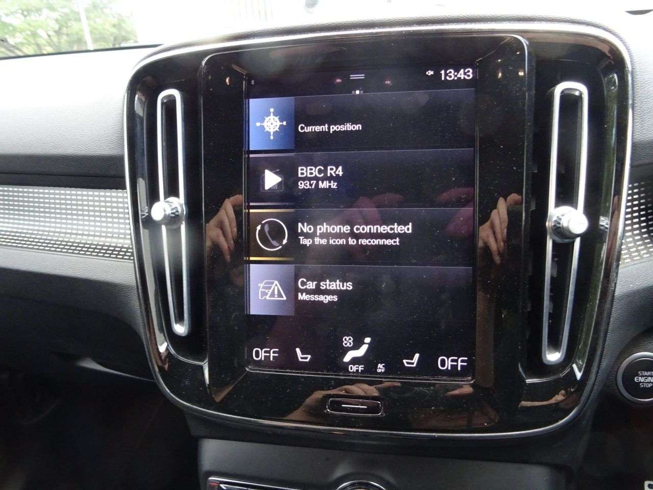 2021 VOLVO XC40 2021 VOLVO XC40