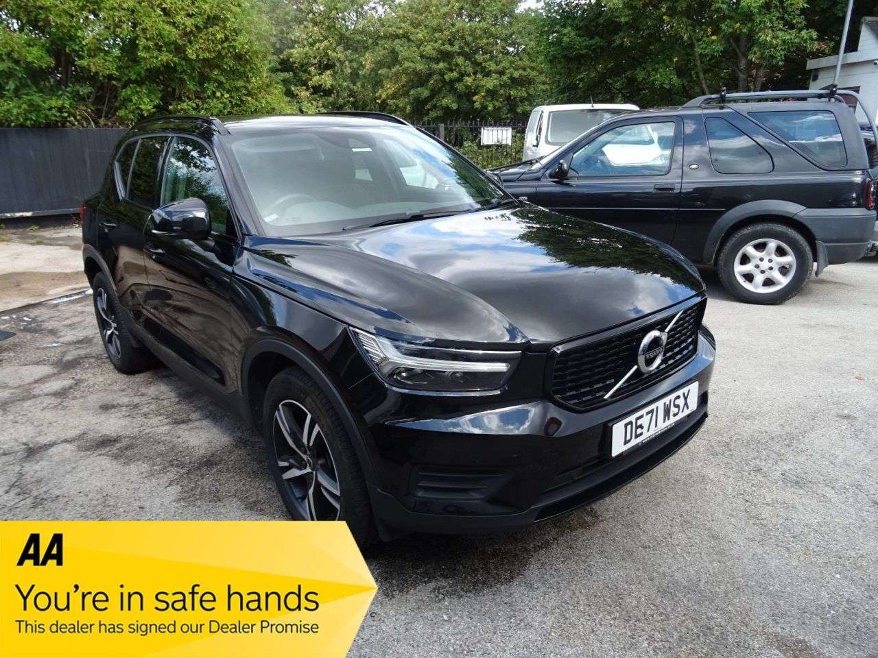 2021 VOLVO XC40 2021 VOLVO XC40