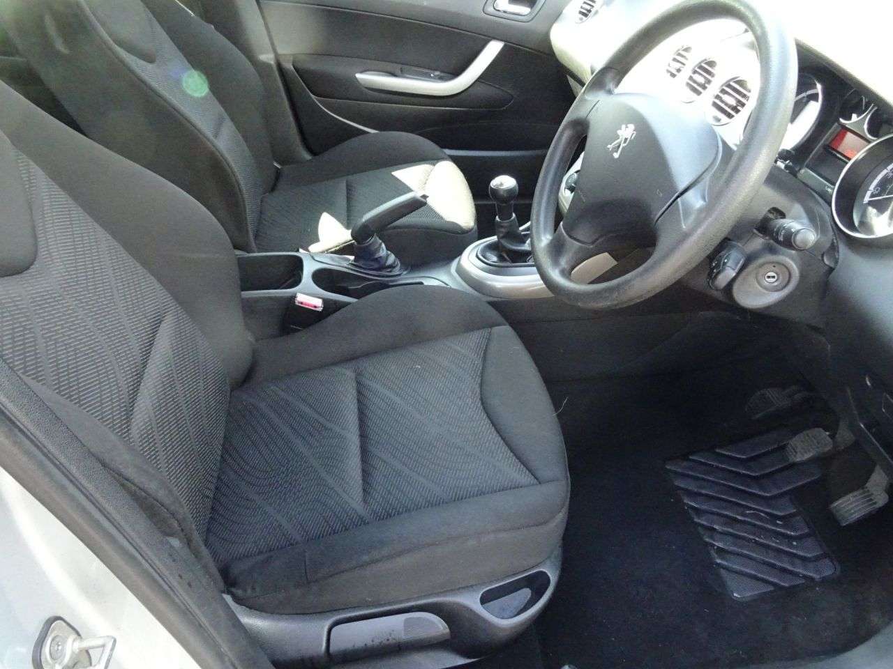 2013 PEUGEOT 308 2013 PEUGEOT 308