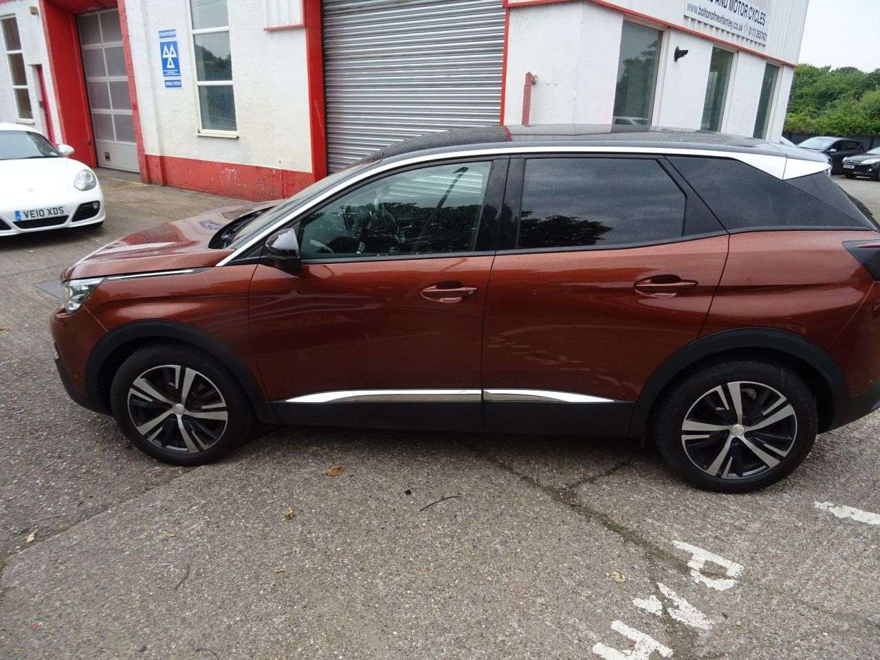 2017 PEUGEOT 3008 2017 PEUGEOT 3008