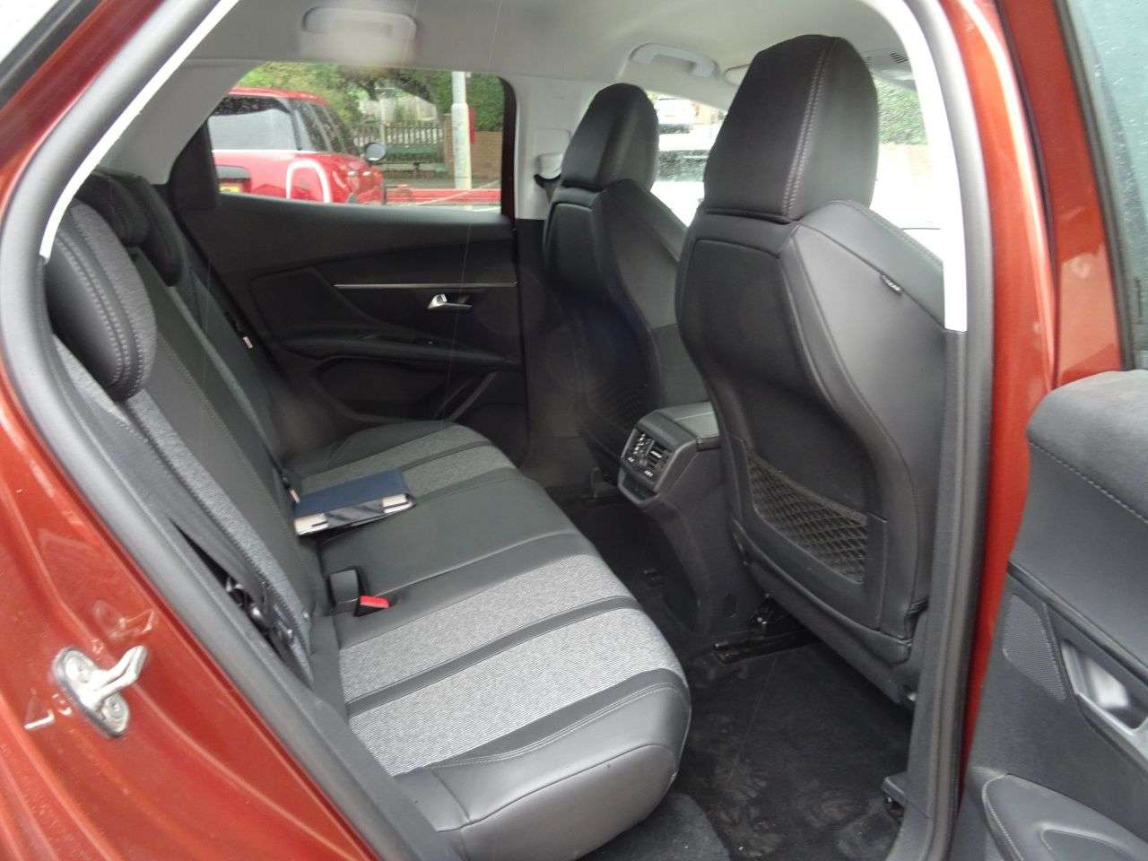 2017 PEUGEOT 3008 2017 PEUGEOT 3008