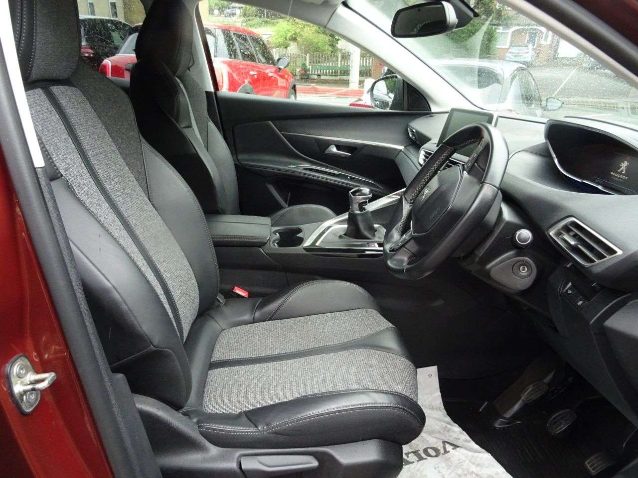 2017 PEUGEOT 3008 2017 PEUGEOT 3008