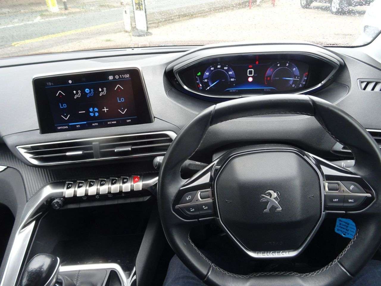 2017 PEUGEOT 3008 2017 PEUGEOT 3008