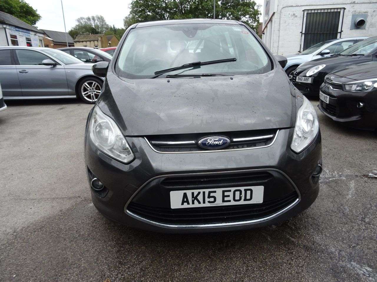 A 2015 FORD C-MAX 1.6 TDCi Zetec MPV 5dr Diesel Manual Euro 5 (115 ps) A 2015 FORD C-MAX 1.6 TDCi Zetec MPV 5dr Diesel Manual Euro 5 (115 ps)