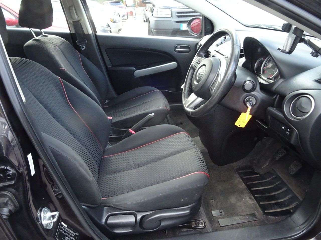 2012 MAZDA MAZDA2 2012 MAZDA MAZDA2