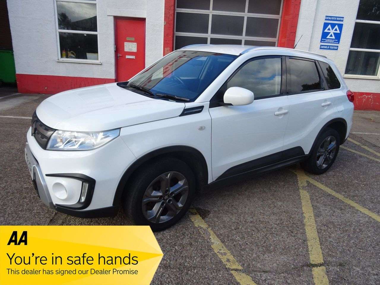 A 2015 SUZUKI VITARA 1.6 SZ-T SUV 5dr Petrol Manual Euro 6 (s/s) (120 ps) , BEST COLOUR A 2015 SUZUKI VITARA 1.6 SZ-T SUV 5dr Petrol Manual Euro 6 (s/s) (120 ps) , BEST COLOUR