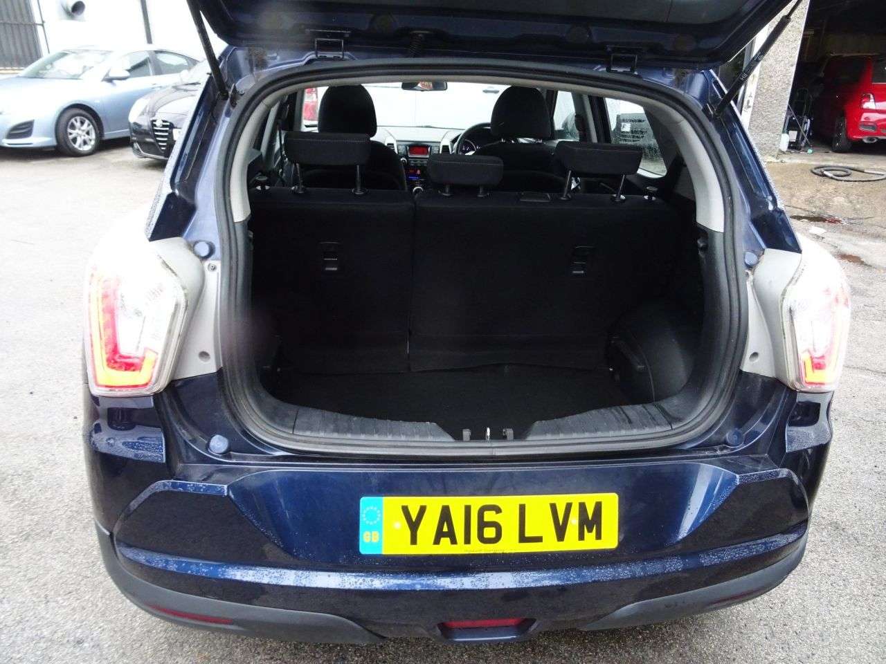 2016 SSANGYONG TIVOLI 2016 SSANGYONG TIVOLI