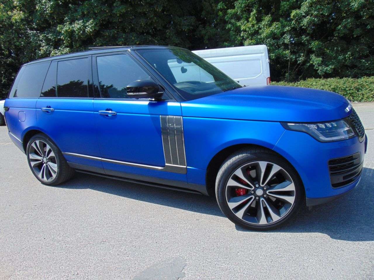 A 2019 LAND ROVER RANGE ROVER 5.0 V8 SVAUTOBIOGRAPHY DYNAMIC 5d 558 BHP FULLY EQUIPPED+MATT BLUE PAINT A 2019 LAND ROVER RANGE ROVER 5.0 V8 SVAUTOBIOGRAPHY DYNAMIC 5d 558 BHP FULLY EQUIPPED+MATT BLUE PAINT