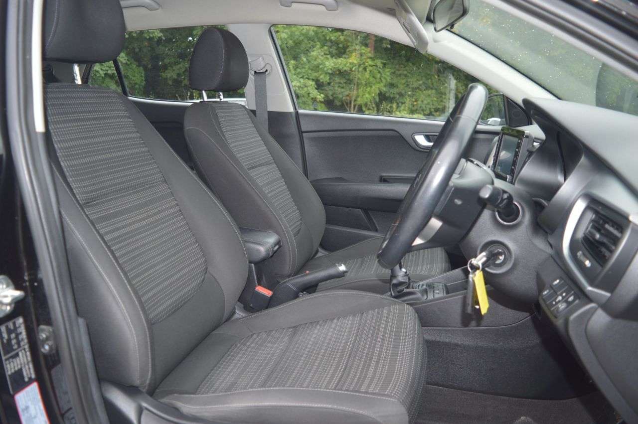 2018 KIA STONIC 2018 KIA STONIC