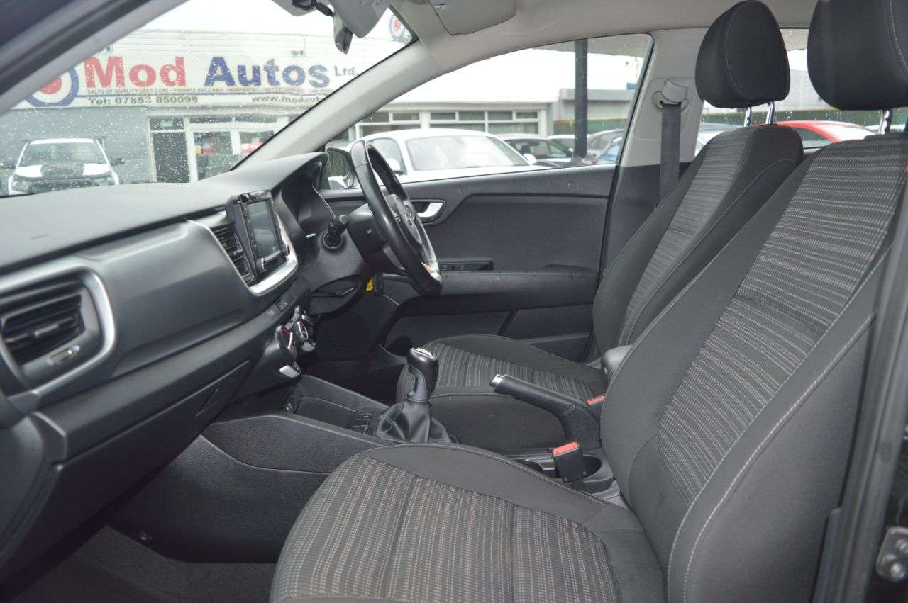 2018 KIA STONIC 2018 KIA STONIC