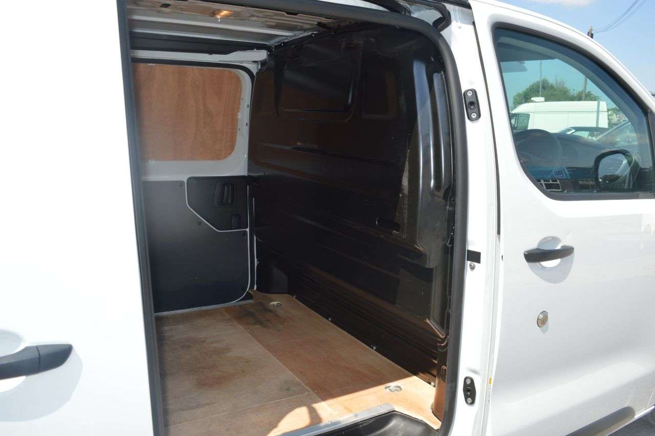 2022 VAUXHALL VIVARO 2022 VAUXHALL VIVARO