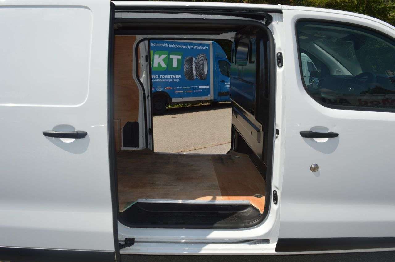 2022 VAUXHALL VIVARO 2022 VAUXHALL VIVARO