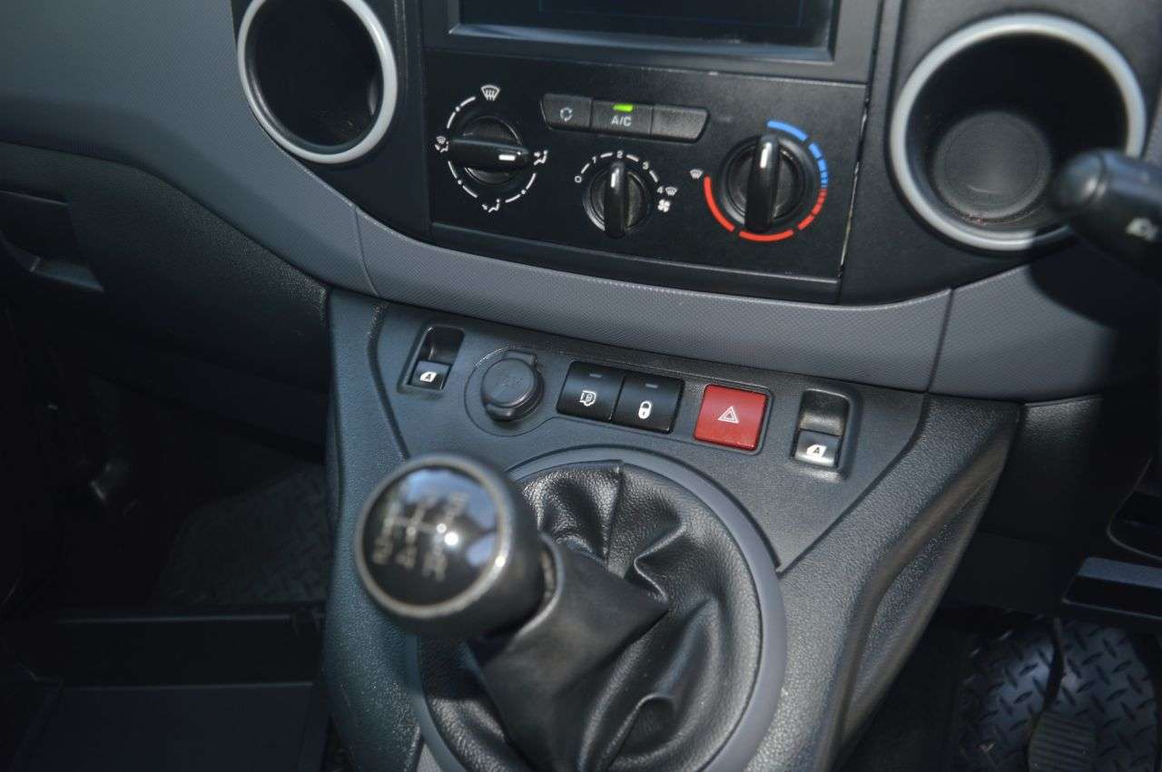 2016 PEUGEOT PARTNER 2016 PEUGEOT PARTNER