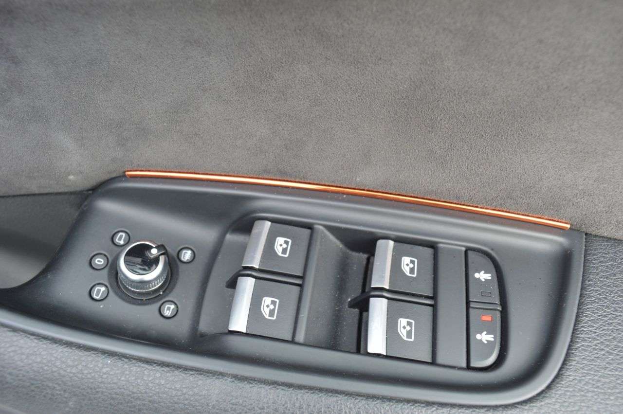 2019 AUDI Q7 2019 AUDI Q7