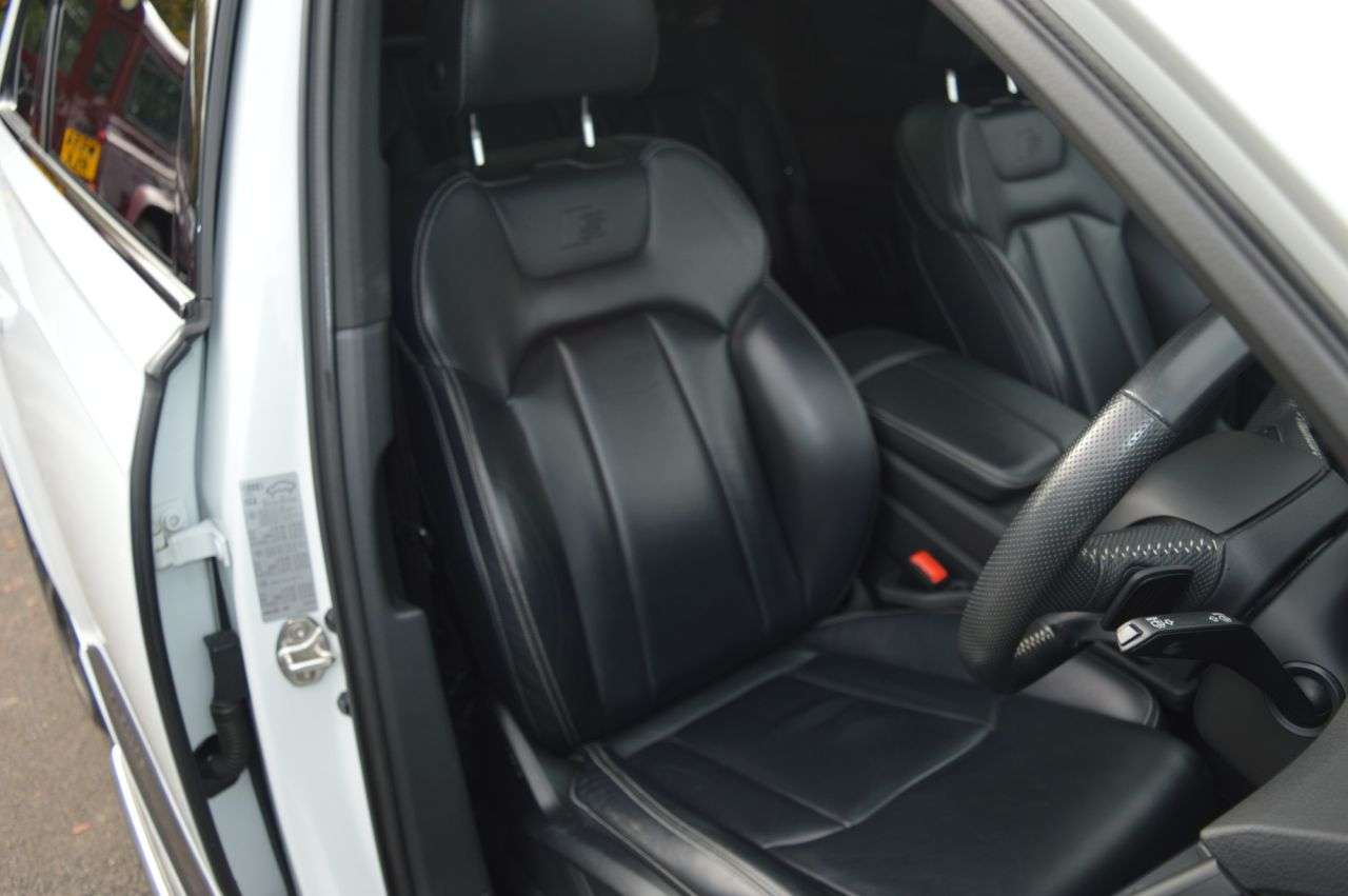 2019 AUDI Q7 2019 AUDI Q7