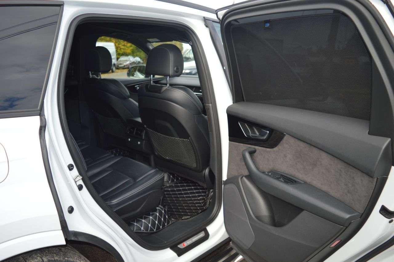 2019 AUDI Q7 2019 AUDI Q7