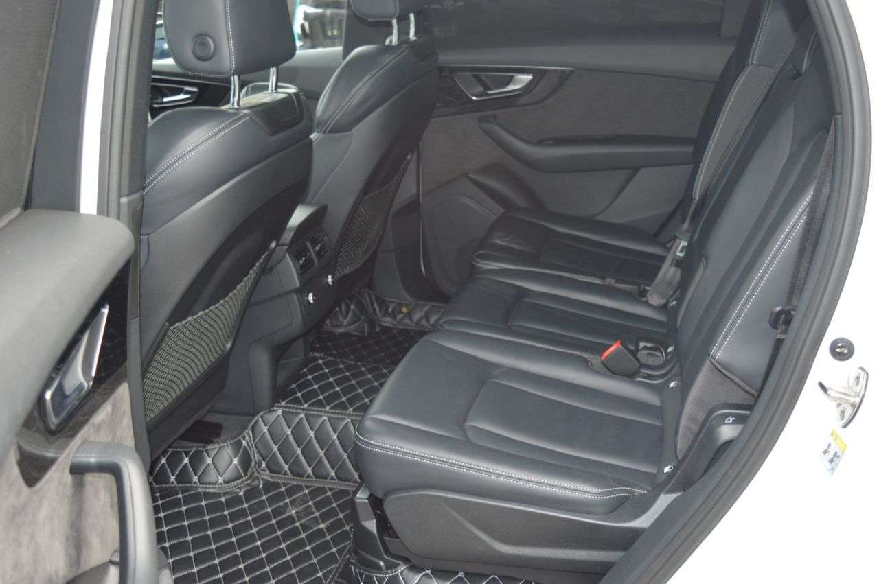 2019 AUDI Q7 2019 AUDI Q7